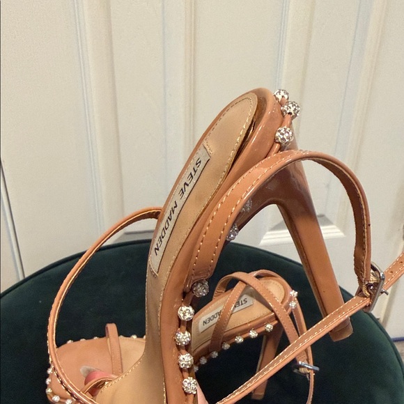 Steve Madden Tan Patent Strappy Heels with Crystal Trim - Picture 4 of 4